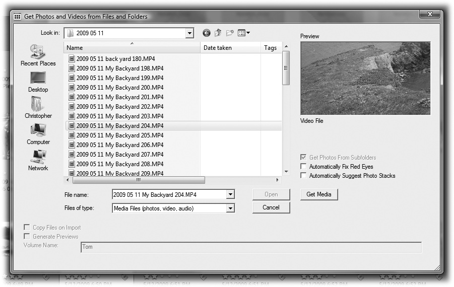 The window you use to import media from files and folders lists the media clips and previews the first frame of each clip. Select a folder if you want to import all the media inside. Otherwise, you can pick and choose individual files.