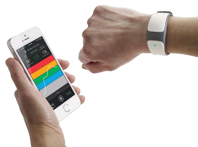 Mio LINK, which uses a single on-device LED to provide feedback about the heart rate state