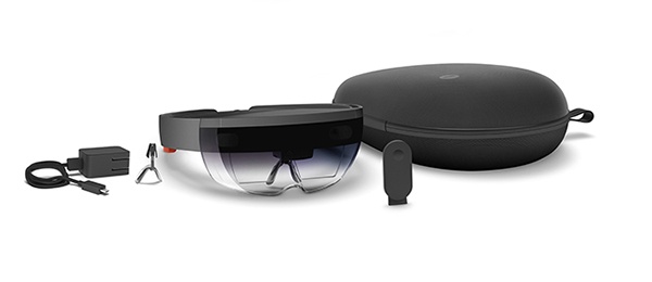 Microsoft Hololens with clicker