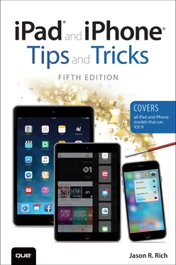 iPad and iPhone Tips and Tricks (Covers iPads and iPhones running iOS9), Fifth Edition