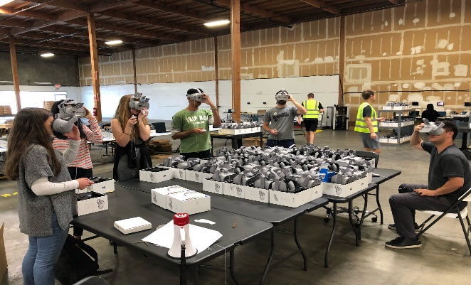 17 000 Oculus Go s being prepared for shipping.
